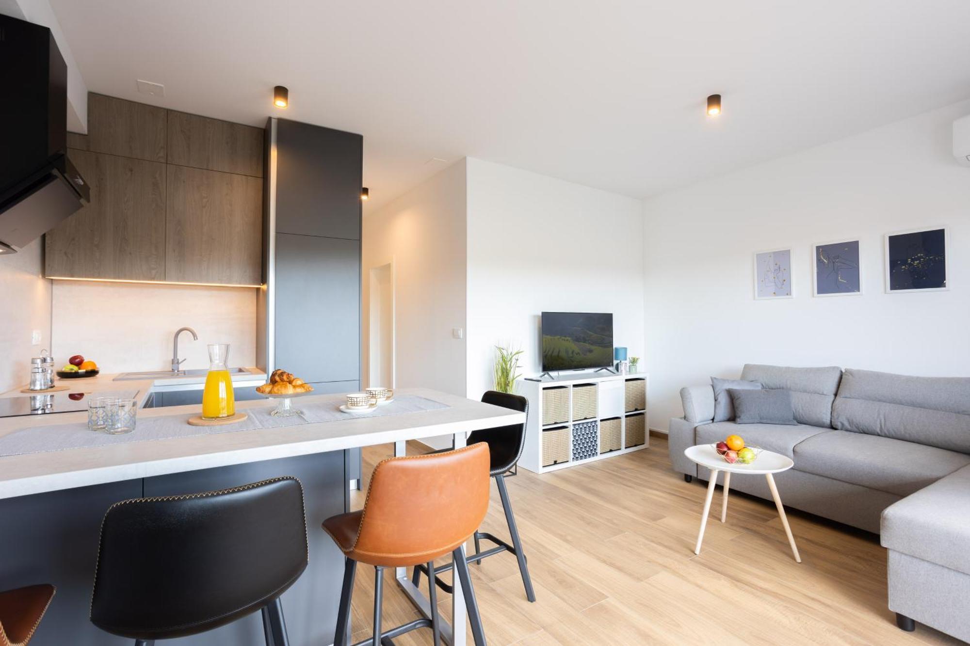 La Petit Appartement Trogir Buitenkant foto